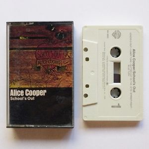 Alice Cooper : School's Out Cassette Tape 1972